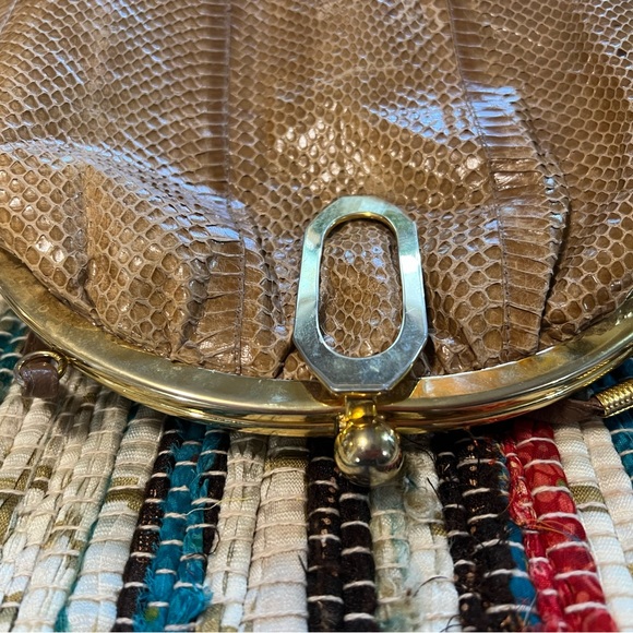 Retro Clutch Purse - Picture 8 of 13